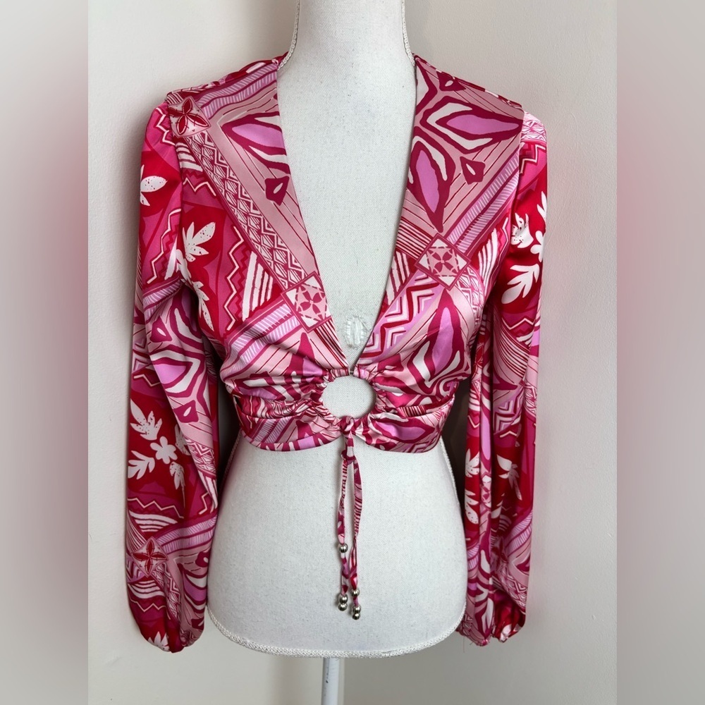 Caroline Constas Pink Satin Tribal Print long Sleeve Cropped Blouse Size XS